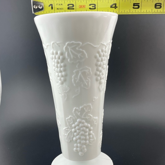 Vintage, Trumpet Vase, Milk Glass, Harvest Grape Pattern, by Colony Glass - Picture 7 of 7